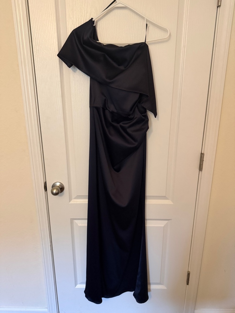 One-Shoulder Navy Satin Evening Dress
